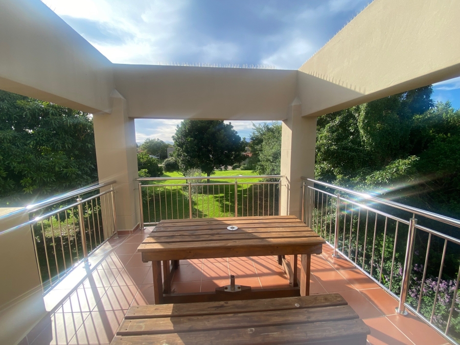 2 Bedroom Property for Sale in Goose Valley Western Cape